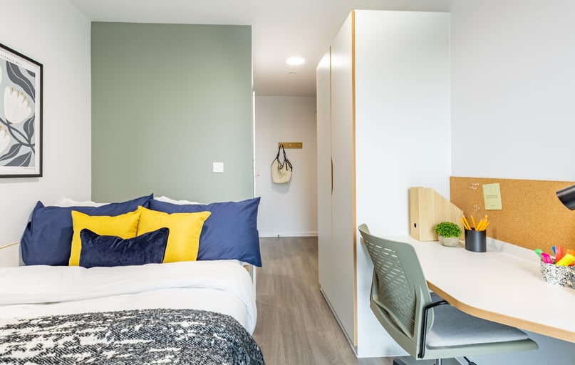 Accessible Platinum En Suite, New Bridewell, Nelson Street, City Centre, Bristol - Image 1